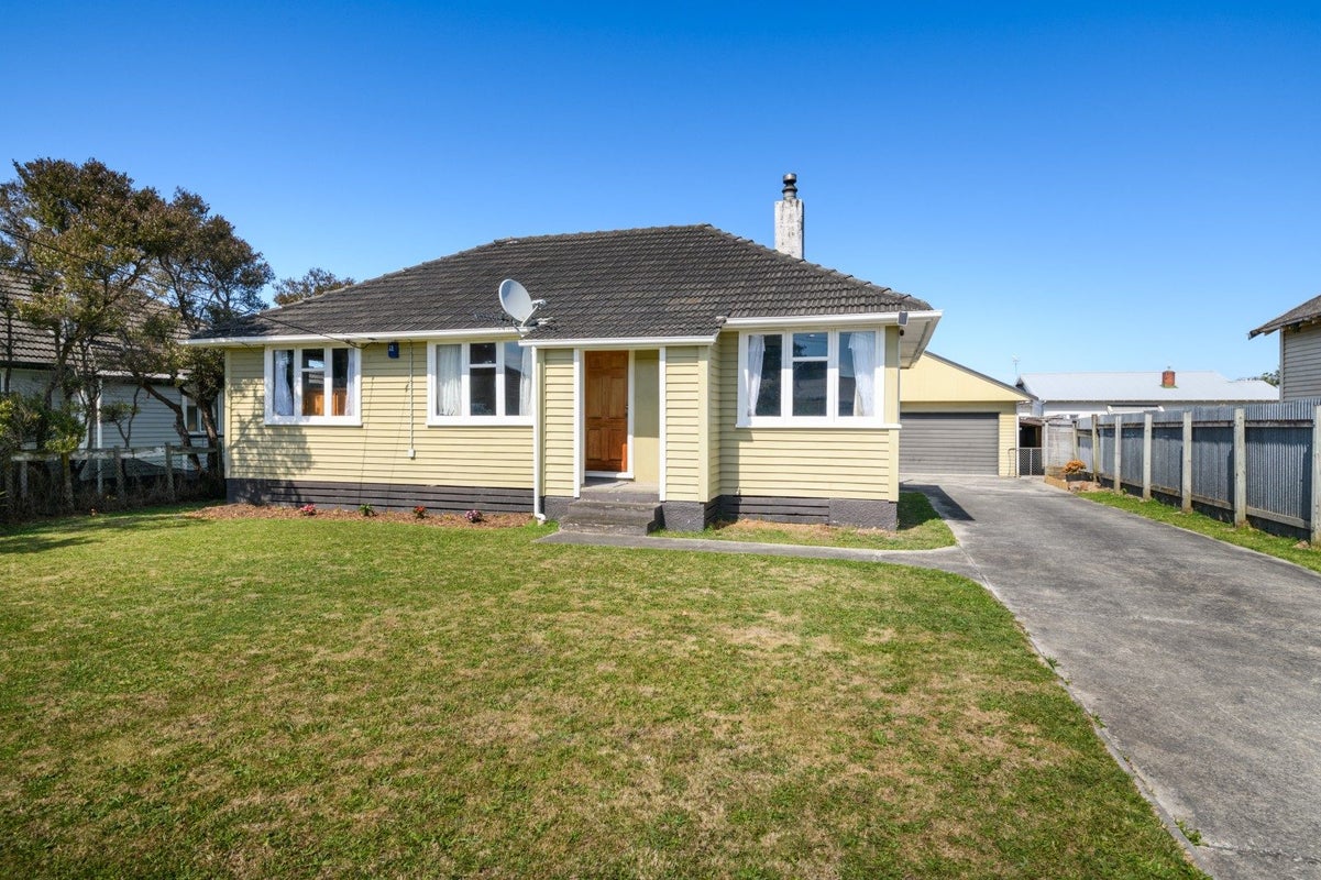 39 Cambridge Street, Milson, Palmerston North - Carousel 27