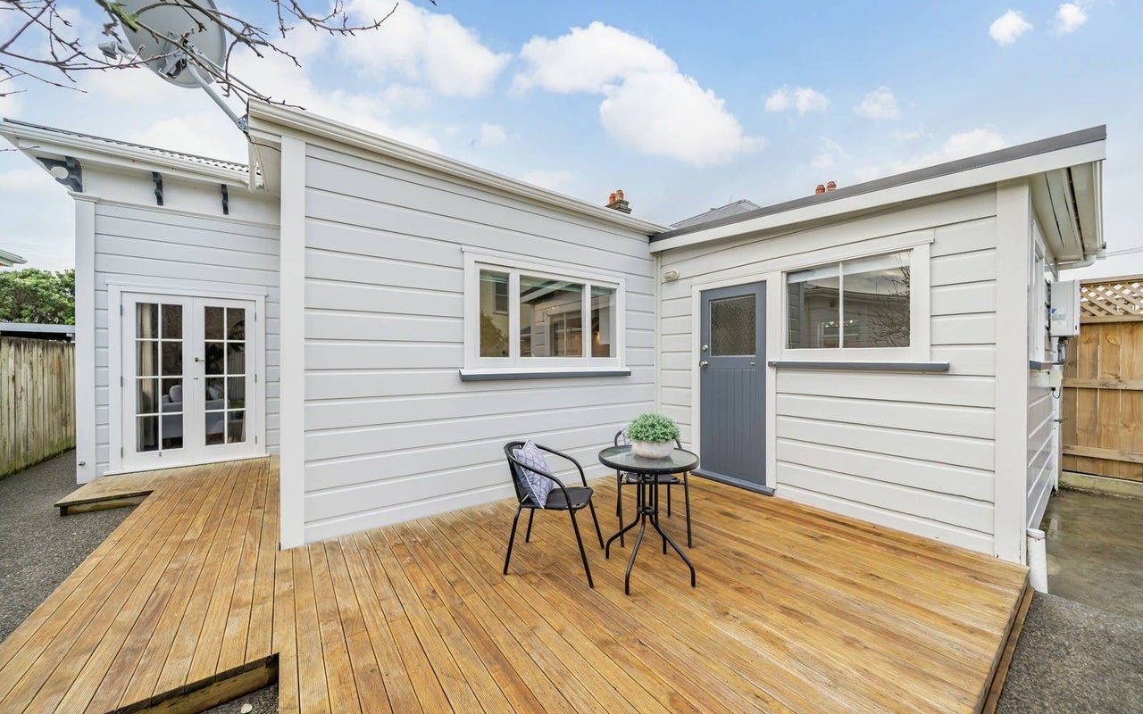 22 Elizabeth Street, Petone, Lower Hutt - Carousel 19