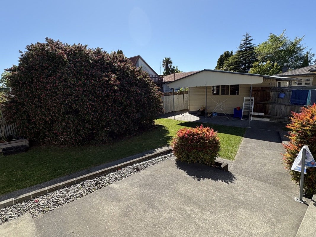 69 Guppy Road, Greenmeadows, Napier - Carousel 2