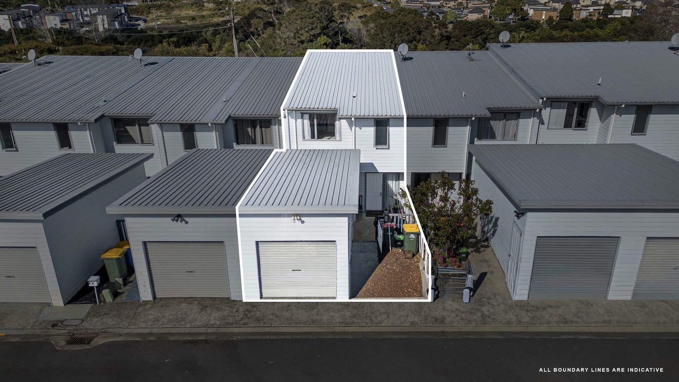 29/3 Hulme Place, Henderson, Waitakere City, Auckland - Carousel 2