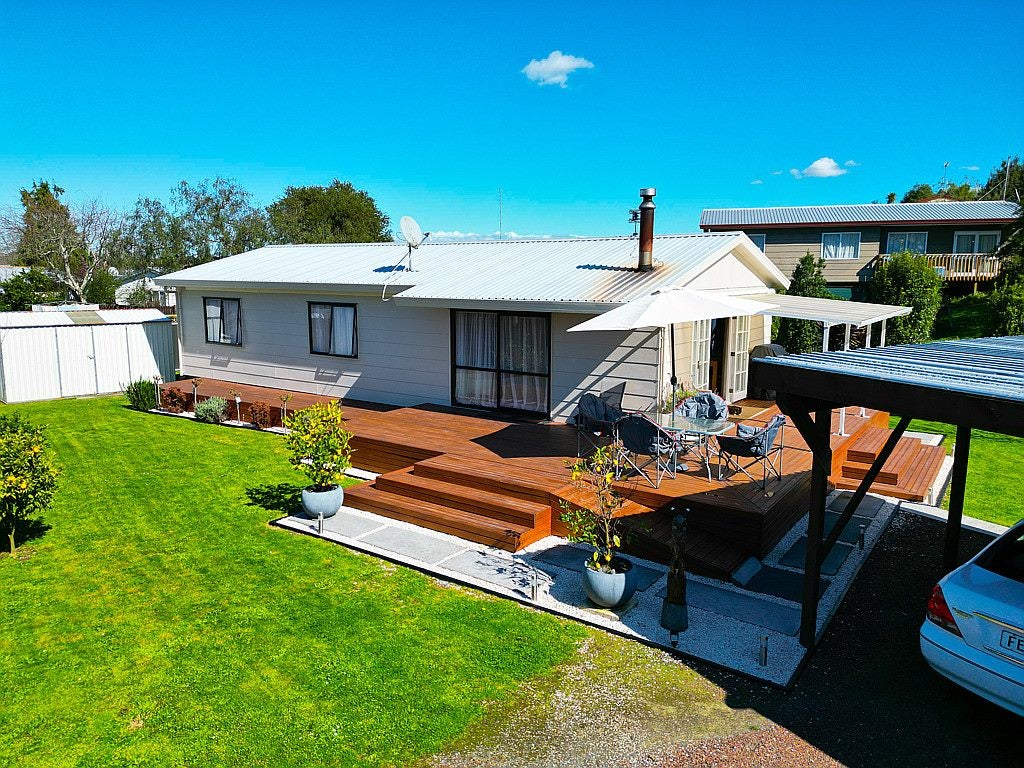 19 Aileen Place, Nawton, Hamilton - Carousel 1
