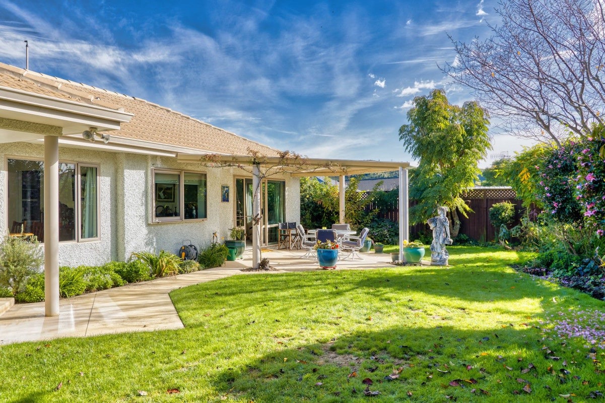 3 Hyatt Grove, Greenmeadows, Napier - Carousel 25