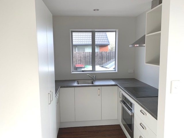 76 Disraeli Street, Addington, Christchurch - Carousel 2