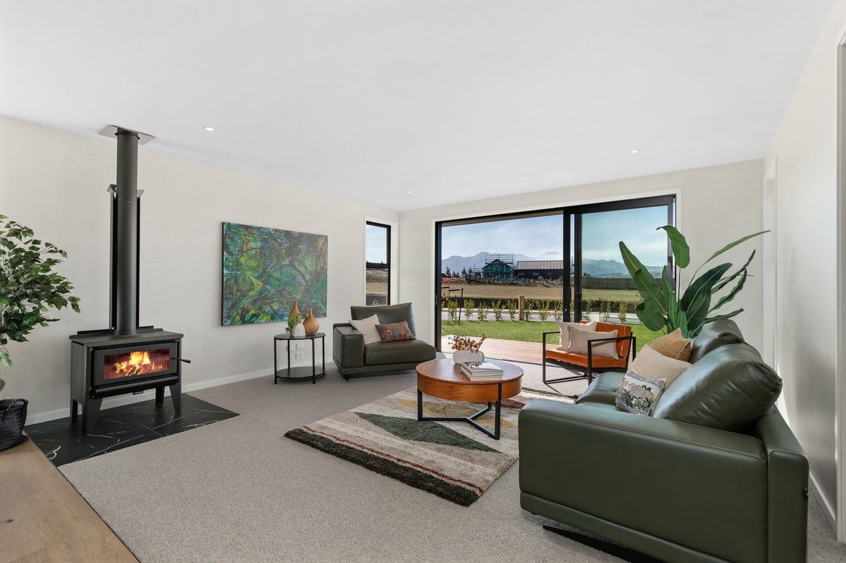 14 Erewhon Crescent, WANAKA - Carousel 2