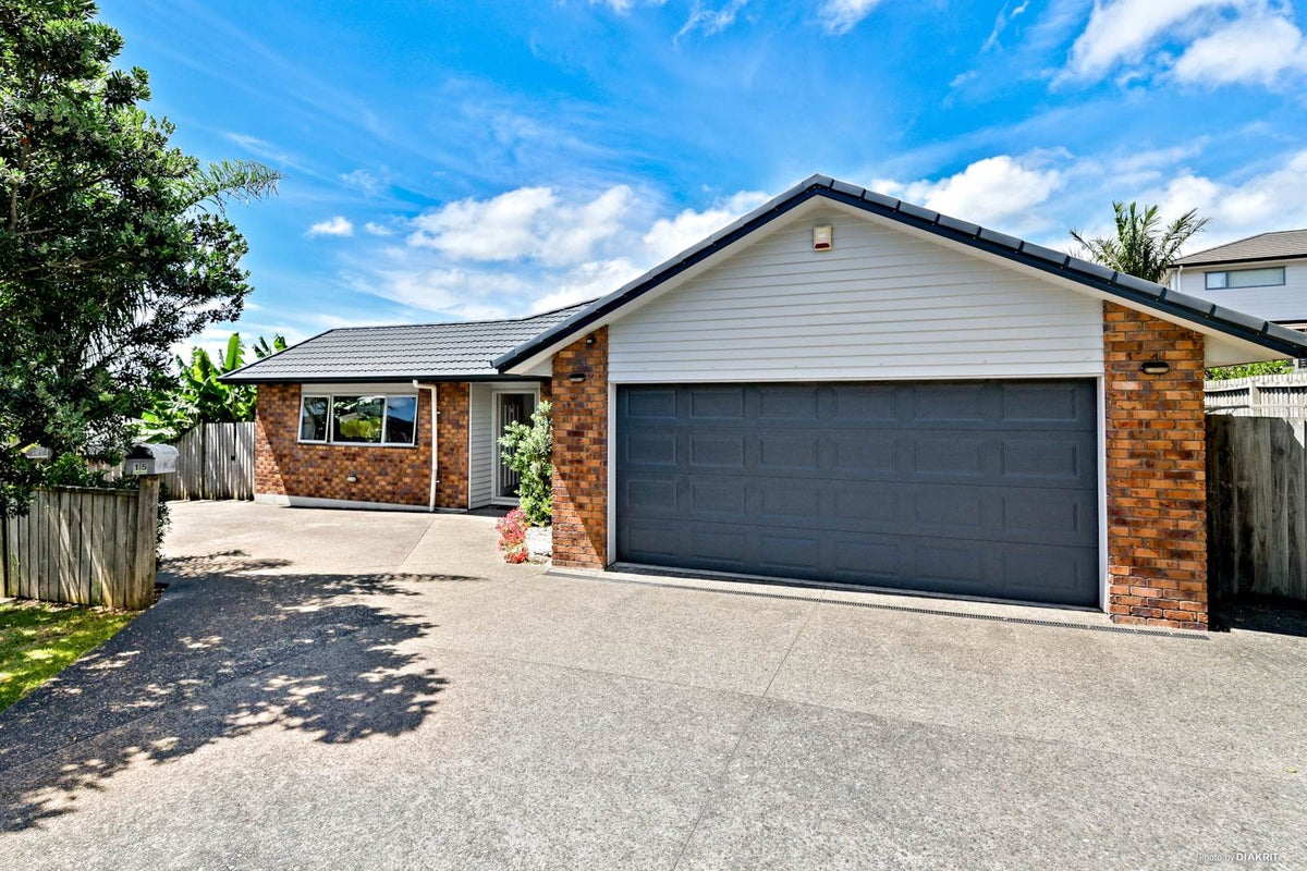 15 Barwick Place, Stanmore Bay, Whangaparaoa - Carousel 2
