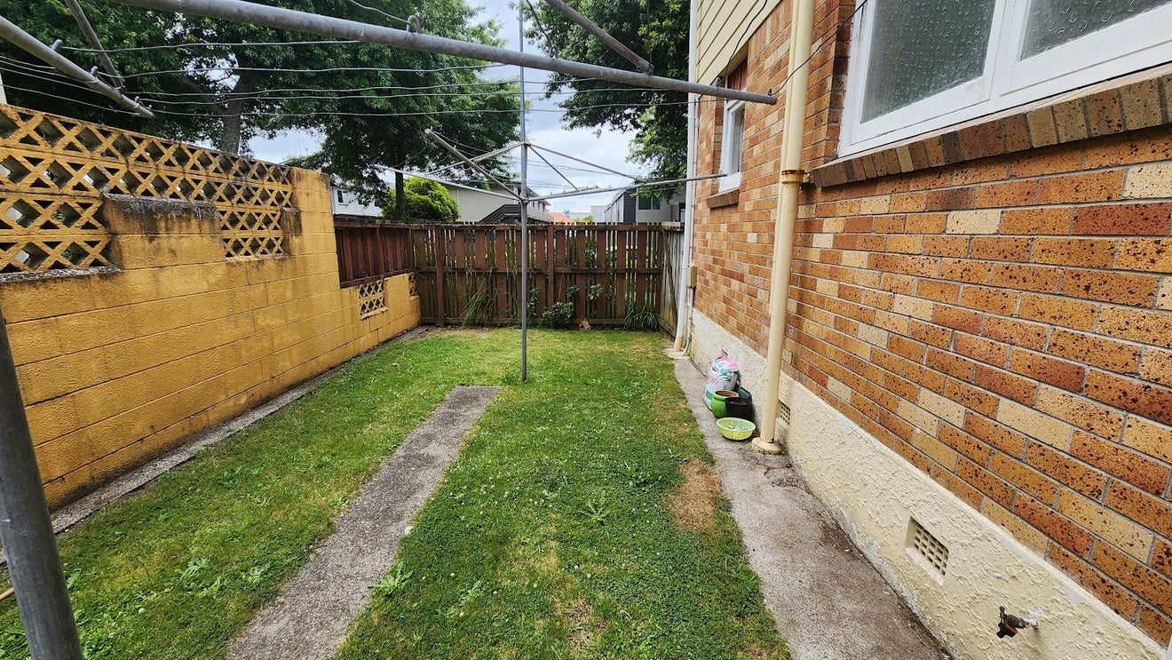 1/18 Wellington Street, Hamilton East, Hamilton - Carousel 15