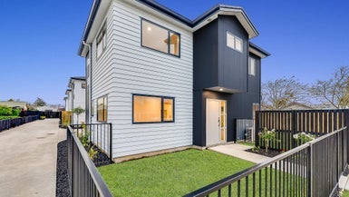 3/17 Sandwich Road, St Andrews, Hamilton - Carousel 1