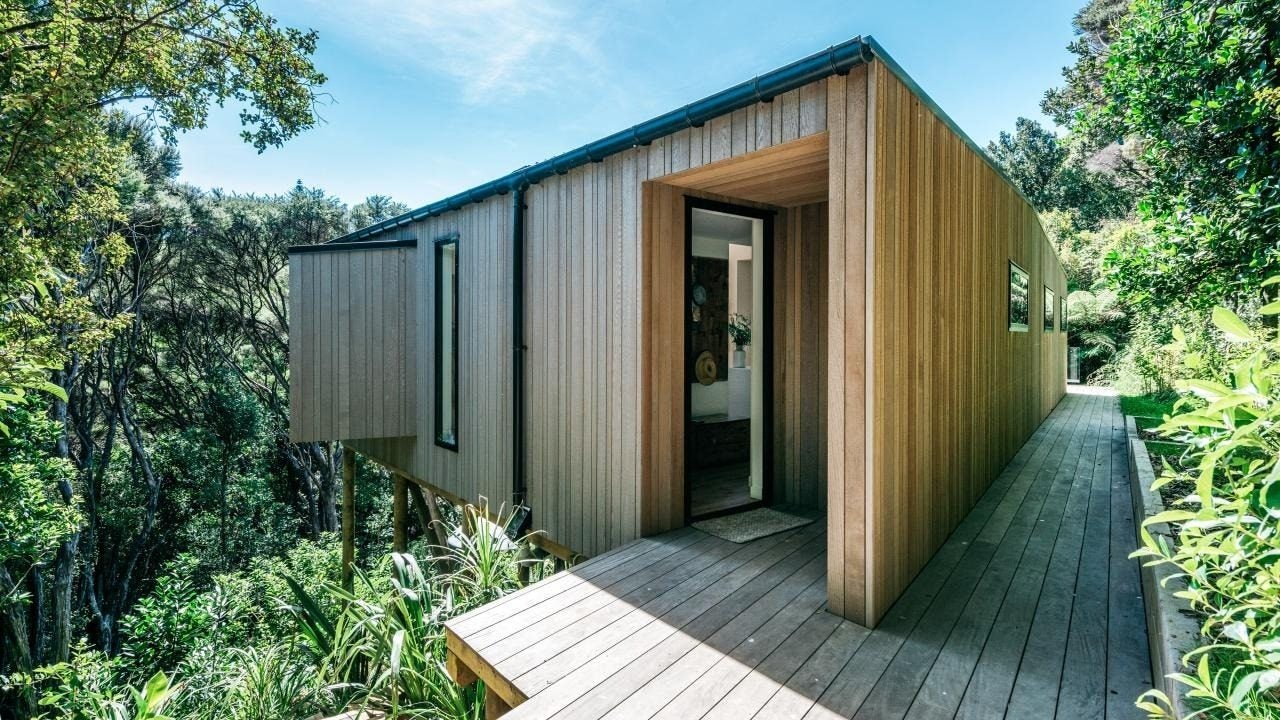 39 Makora Avenue, Oneroa, Waiheke Island - Carousel 2