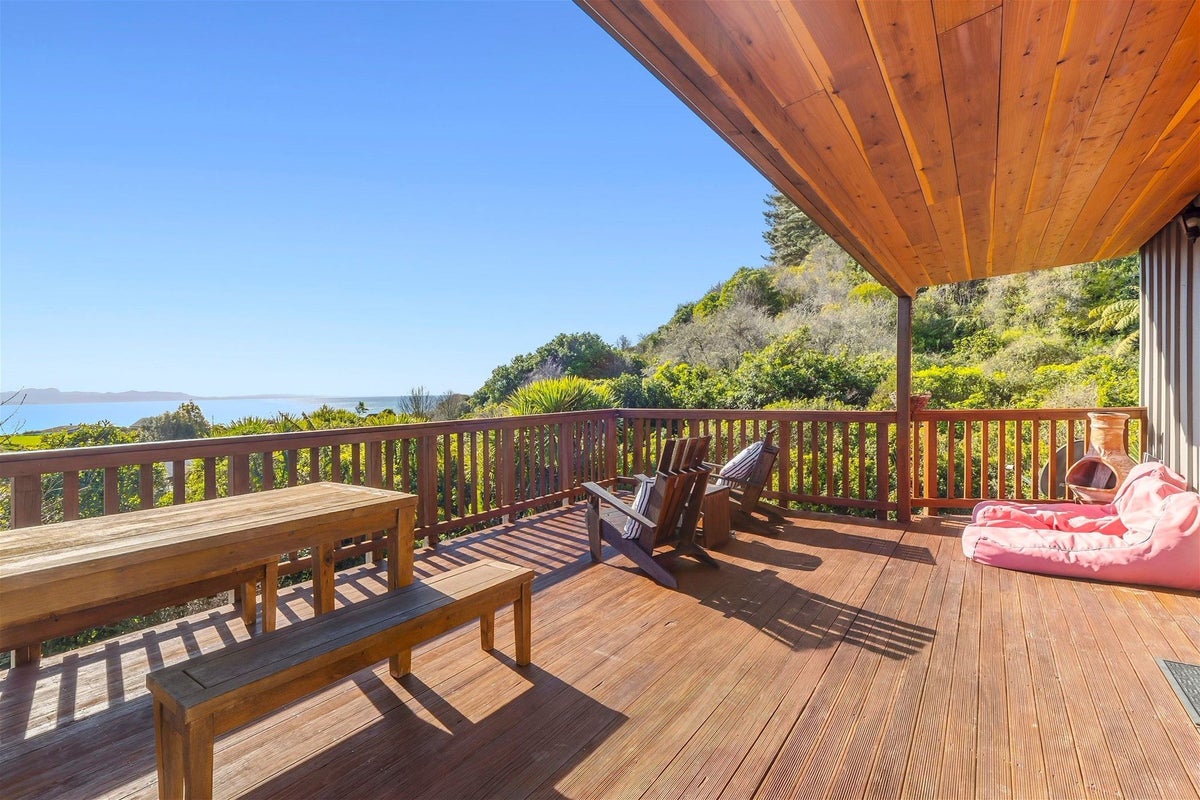 9 Kowhatu Grove, Pohara - Carousel 1