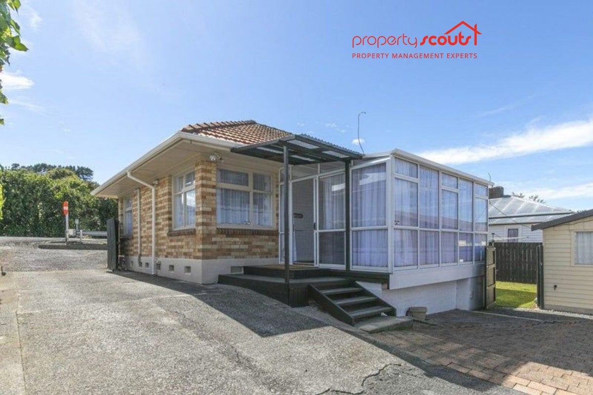 434 Great South Road, Huntly - Carousel 2