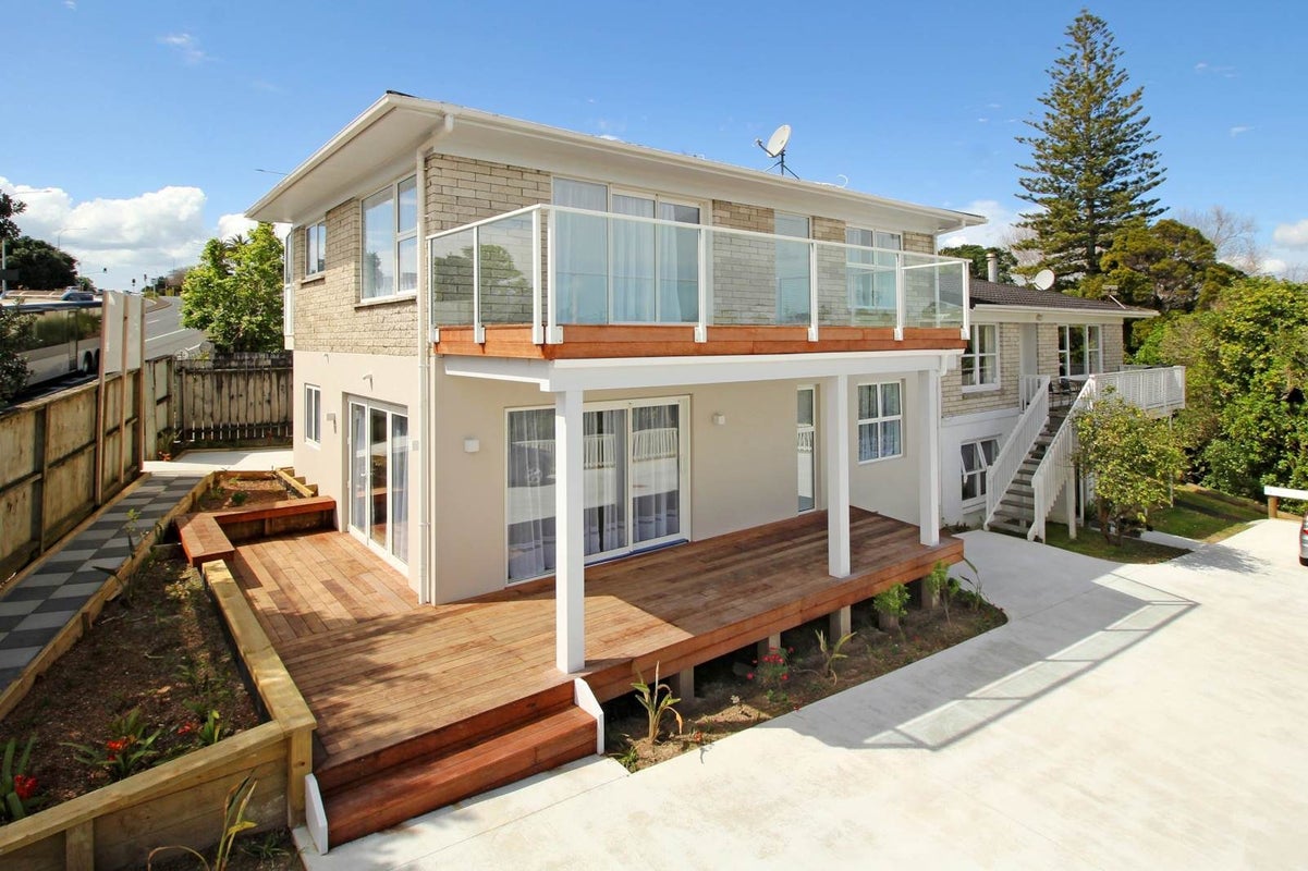 1/42 Esmonde Road, Takapuna, Auckland - Carousel 1