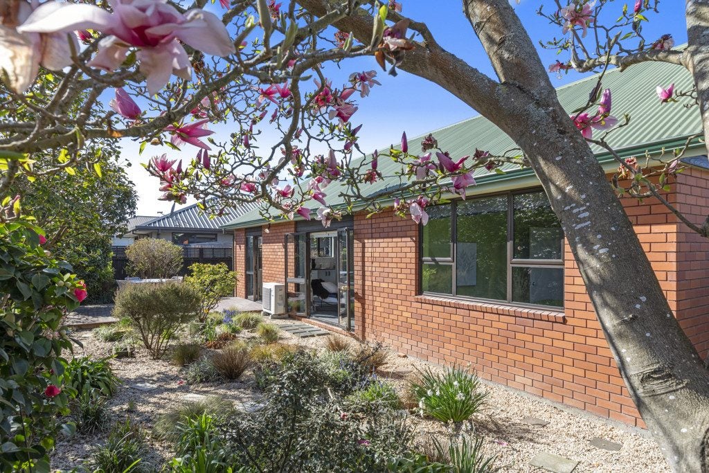 2/253 Innes Road, Mairehau, Christchurch - Carousel 1