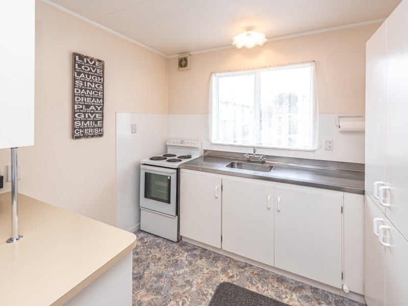 6C Nikau Street, Tawhero, Whanganui - Carousel 2