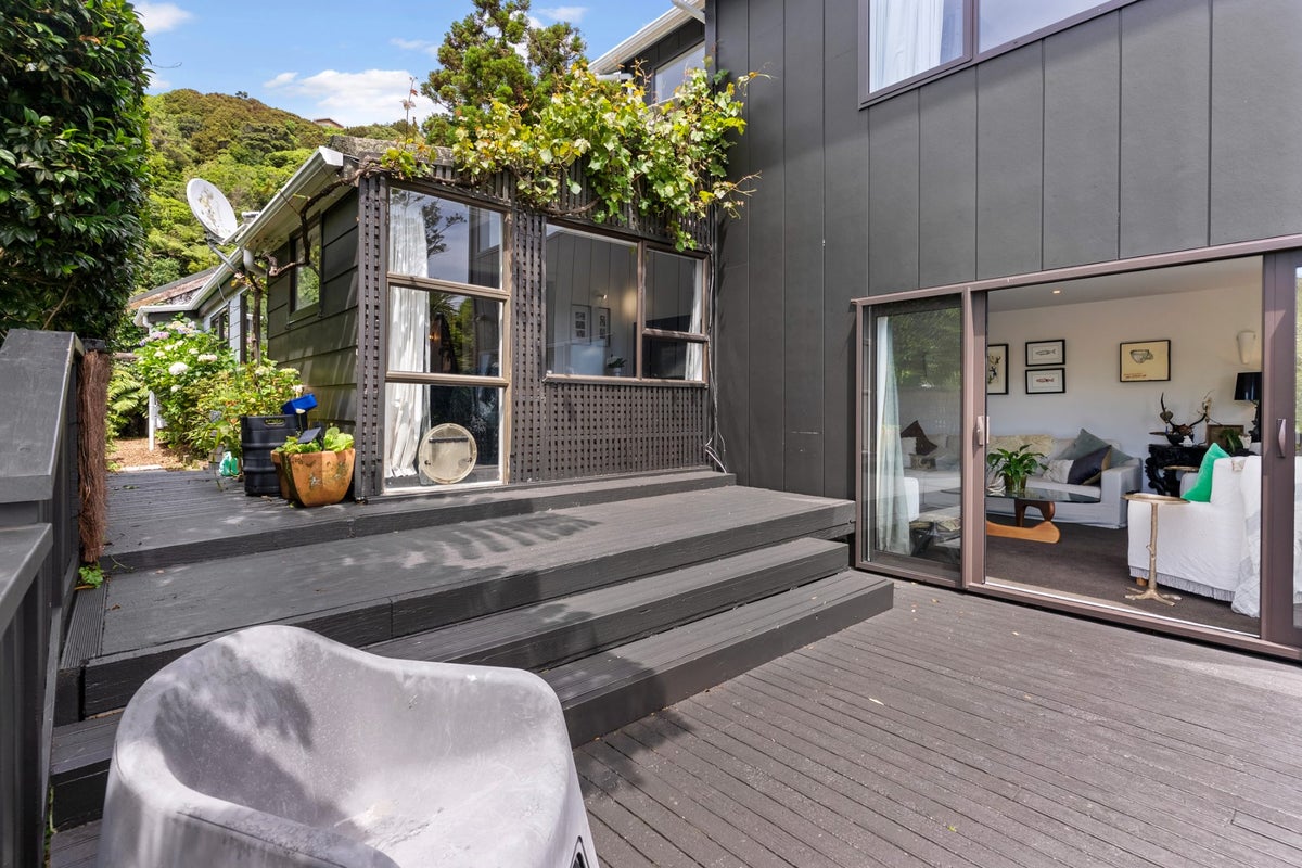 29A Lynmouth Avenue, Karori, Wellington - Carousel 2