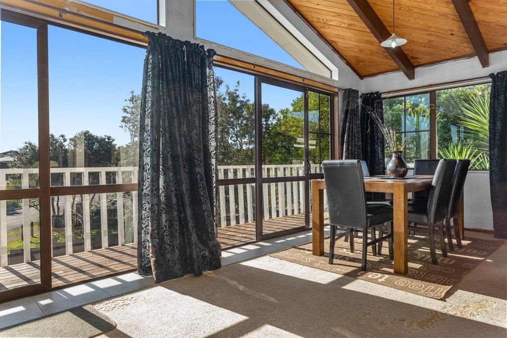 5 The Glebe, Coastlands, Whakatane - Carousel 2