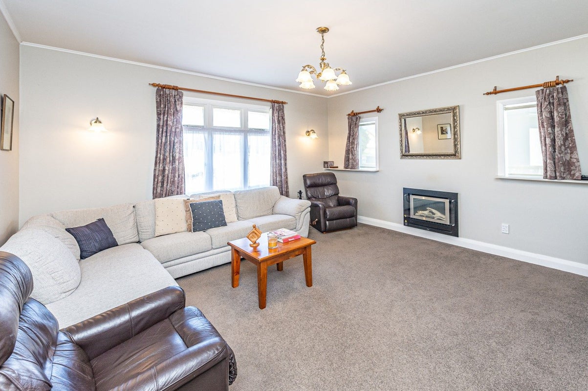 20 Fitzherbert Avenue, Springvale, Whanganui - Carousel 2