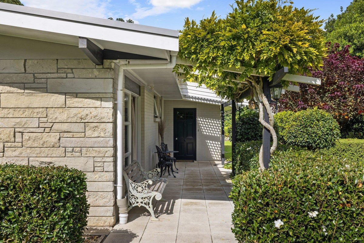 405 Cambridge Road, Tauriko, Tauranga - Carousel 1
