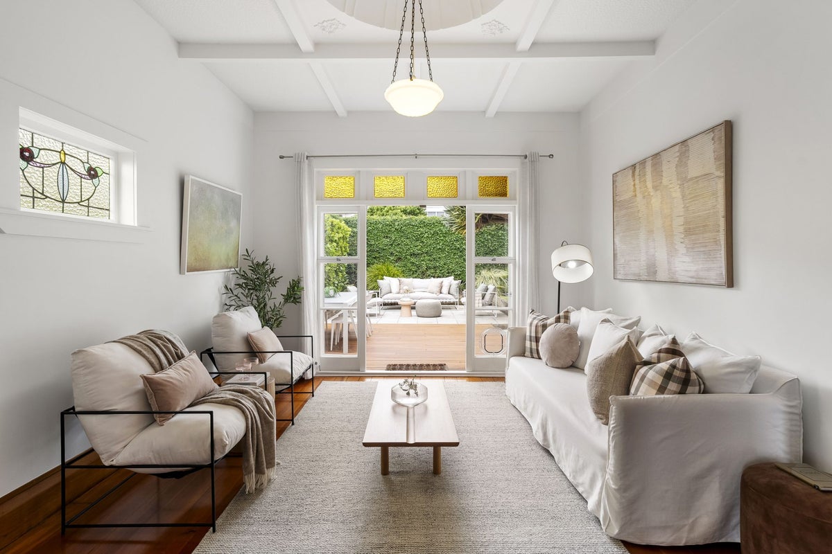 20 HIGHLAND RD, Mount Albert, Auckland - Carousel 2