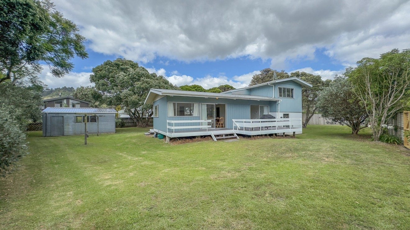 106 Moore Place, Whangamata - Carousel 2