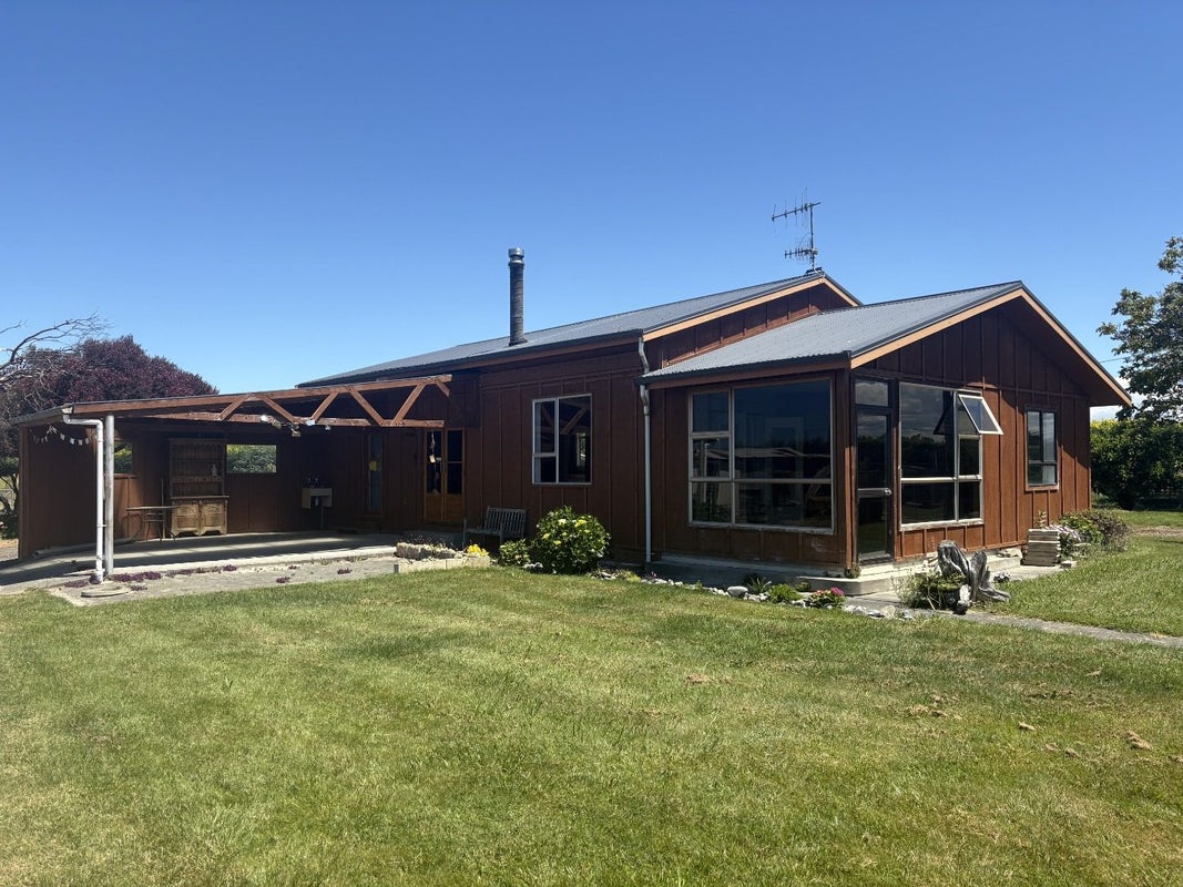 384 Brookfields Road, Meeanee, Napier - Carousel 1