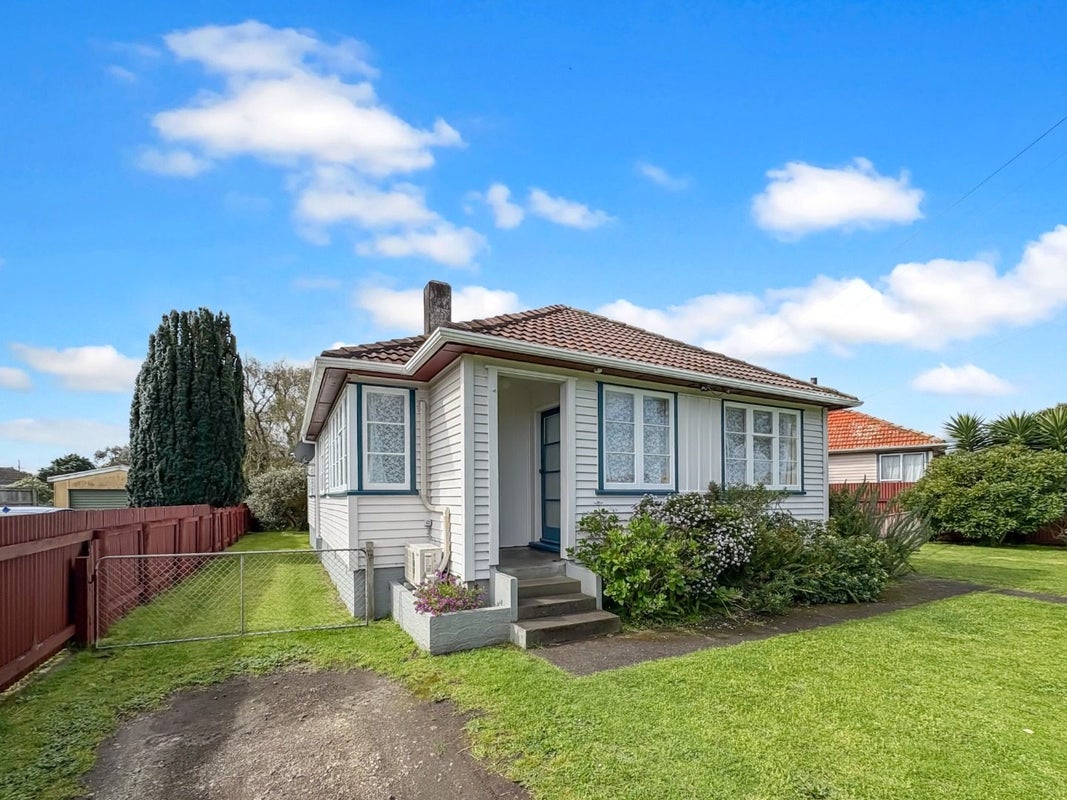 64 Harper Street, Gonville, Whanganui - Carousel 2