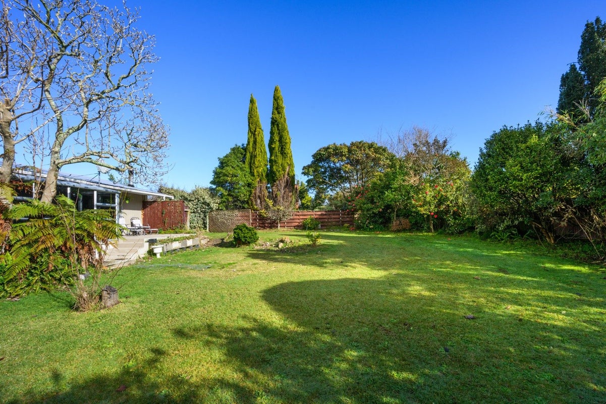 113 Long Melford Road, Awapuni, Palmerston North - Carousel 2