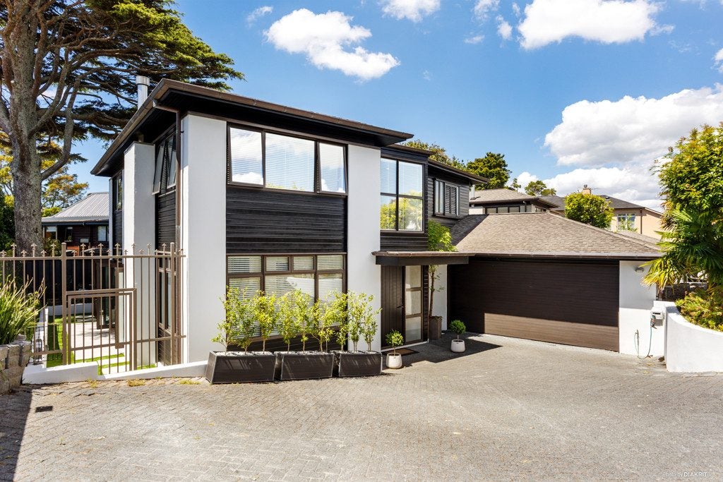 105F Wheturangi Road, Greenlane, Auckland - Carousel 1