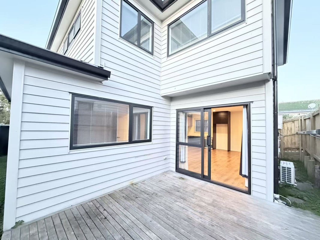 3D Marshall Laing Avenue, Mount Roskill, Auckland - Carousel 40