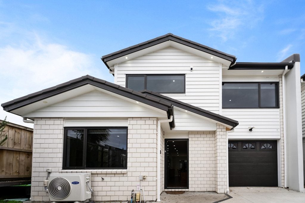 21E Omagh Avenue, Papatoetoe, Auckland - Carousel 1