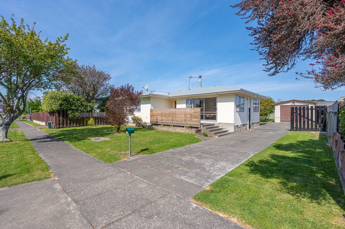 251 Westminster Avenue, Tamatea, Napier - Carousel 17