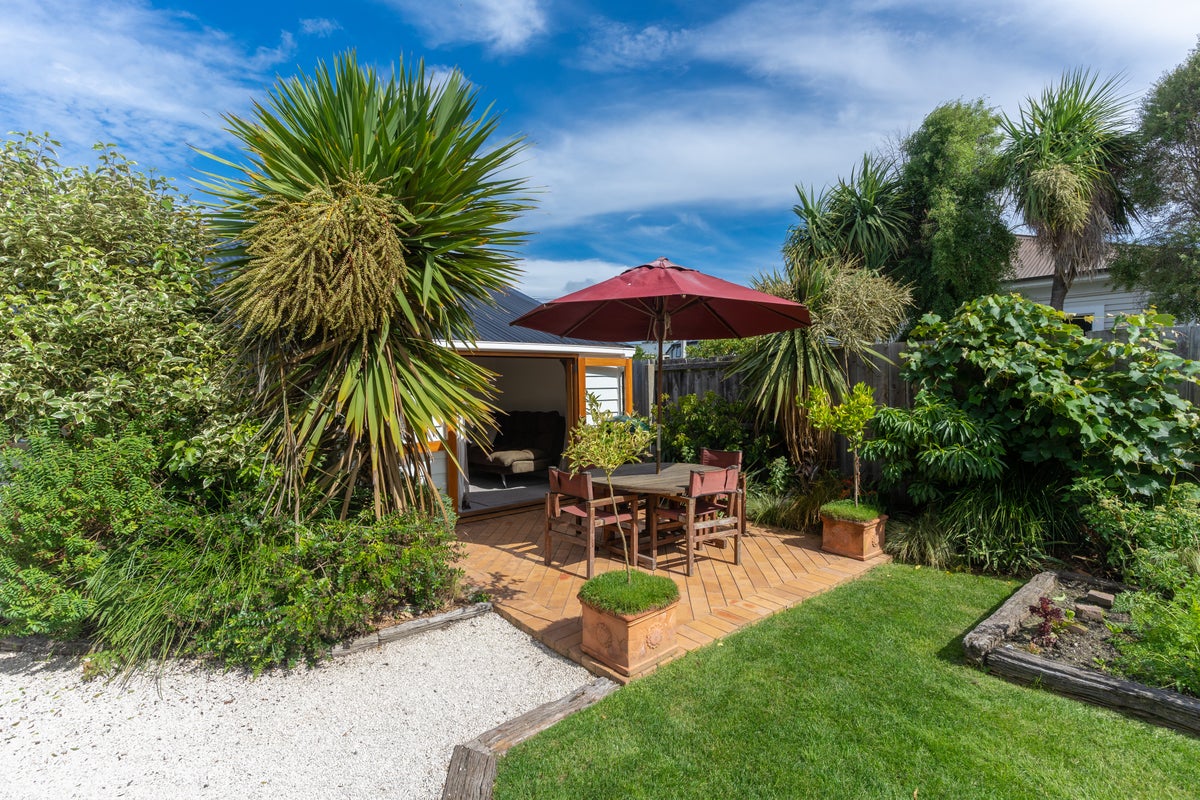 65 Dover Street, St Albans, Christchurch - Carousel 21
