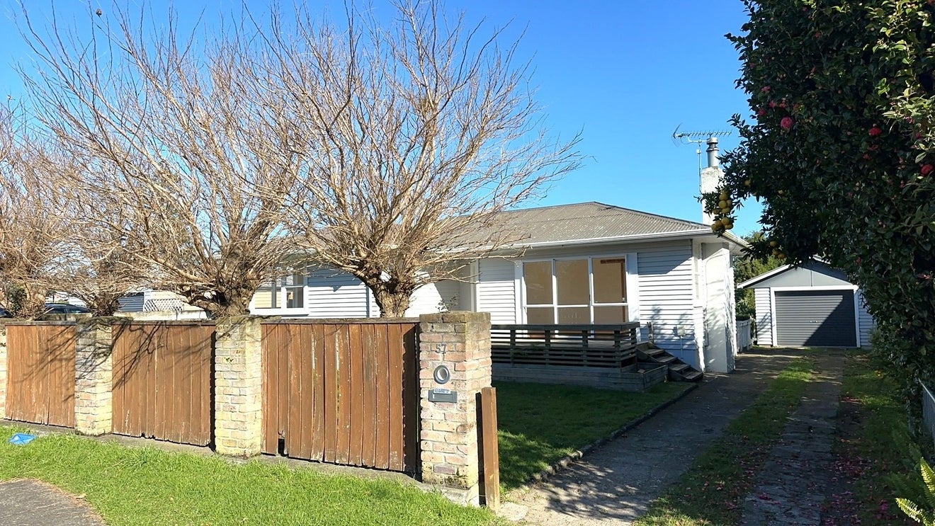 57 Hall Road, Matua, Tauranga - Carousel 1
