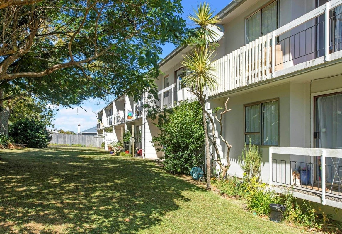 3/30 Ascot Avenue, Remuera, Auckland - Carousel 1