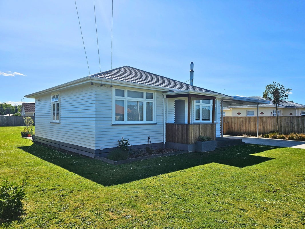 29 Hutcheson Street, Mayfield, Blenheim - Carousel 1
