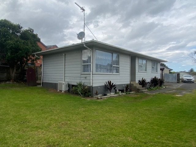 28 Aarts Avenue, Manurewa, Auckland - Carousel 2