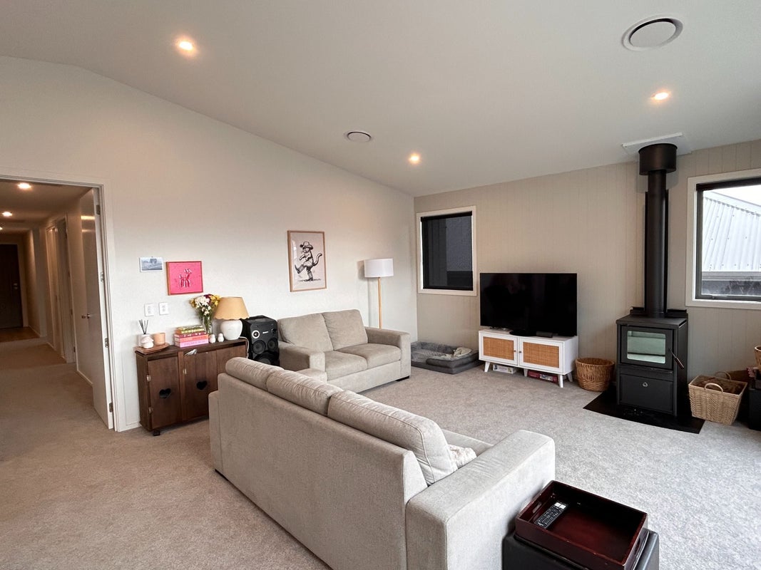 10 Corriedale Road, Jacks Point, Queenstown - Carousel 2