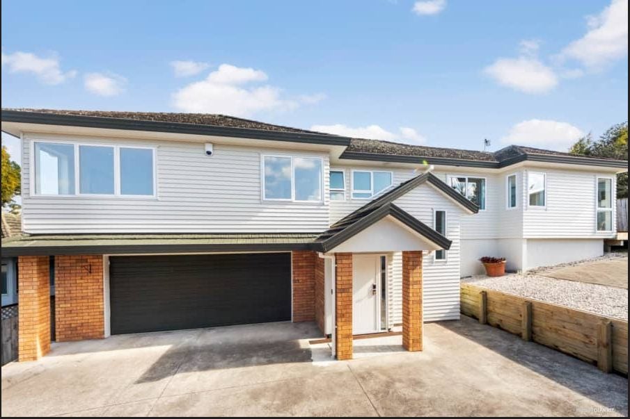 107B White Swan Road, Mount Roskill, Auckland - Carousel 1