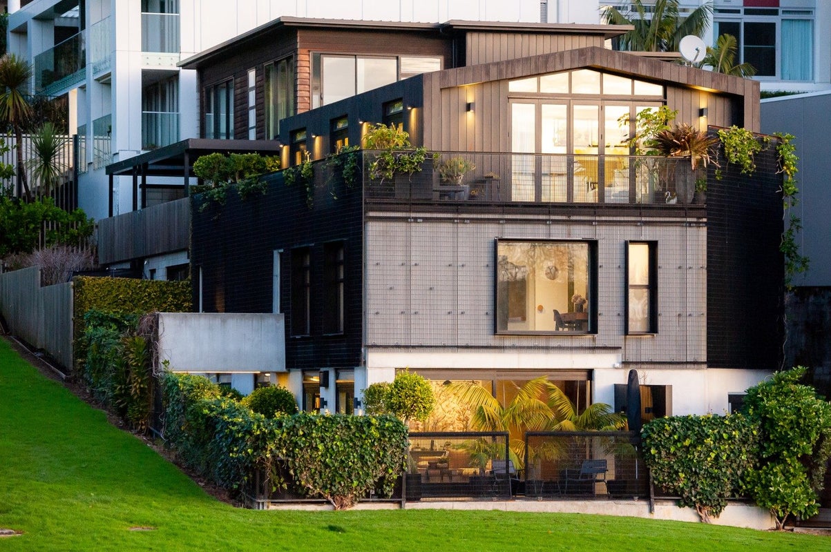 21 Rendall Place, Eden Terrace, Auckland - Carousel 1
