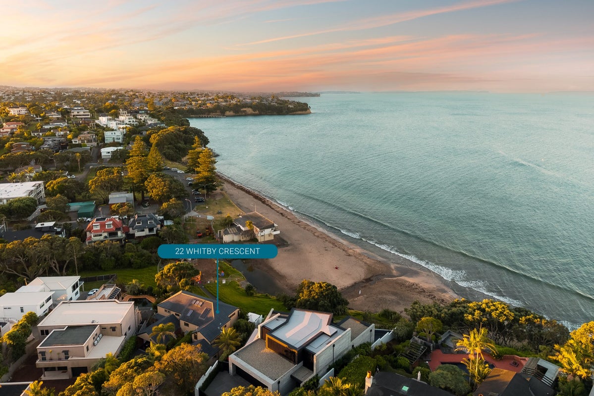 22 WHITBY CRES, Mairangi Bay, Auckland - Carousel 31