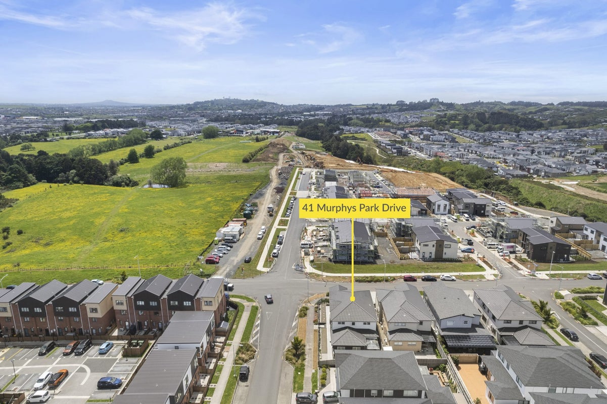 41 Murphys Park Drive, Flat Bush, Auckland - Carousel 26
