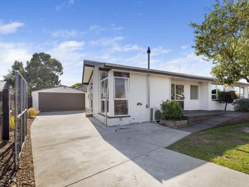 40 Orrick Crescent, Avondale, Christchurch - Carousel 1