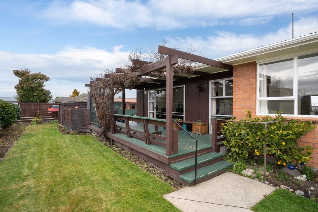 116 Cavendish Road, Casebrook, Christchurch - Carousel 2