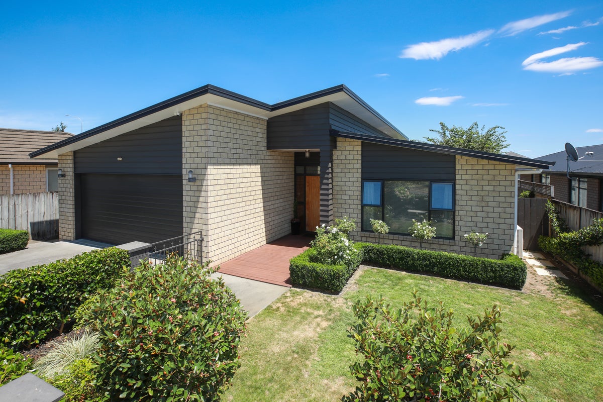 7 Ihimaera Terrace, Leamington, Cambridge - Carousel 1