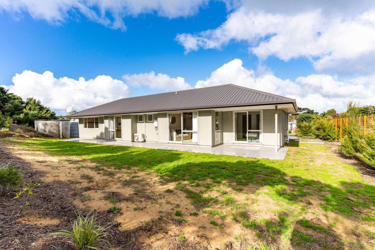 55 Seabreeze Road, Mangawhai Heads, Mangawhai - Carousel 2