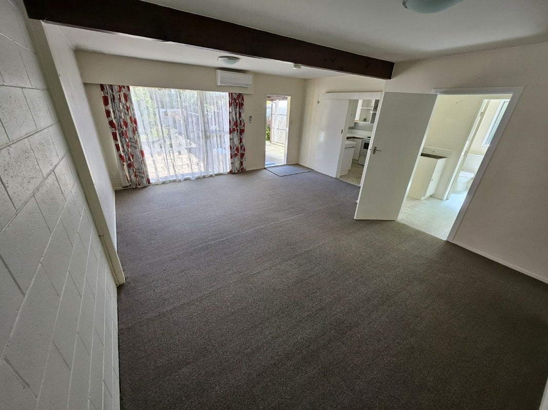 19A Caesars Place, Churton Park, Wellington - Carousel 2