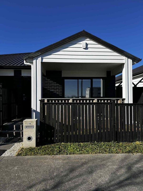 16 Auranga Drive, Karaka, Papakura - Carousel 1