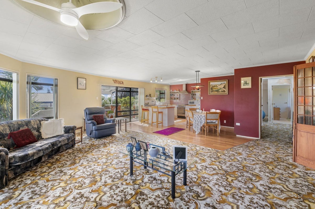 24 Scott Avenue, Otaki Beach, Otaki - Carousel 2