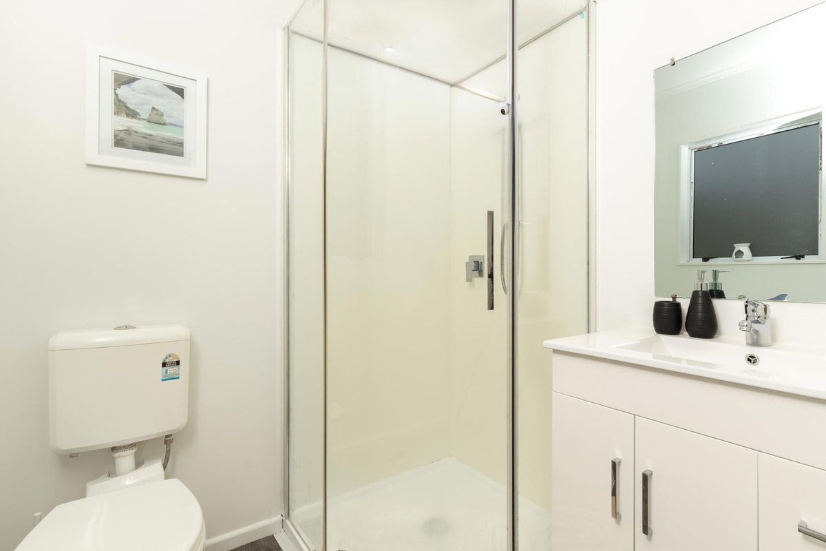 20 Kentwood Drive, Woodridge, Wellington - Carousel 10