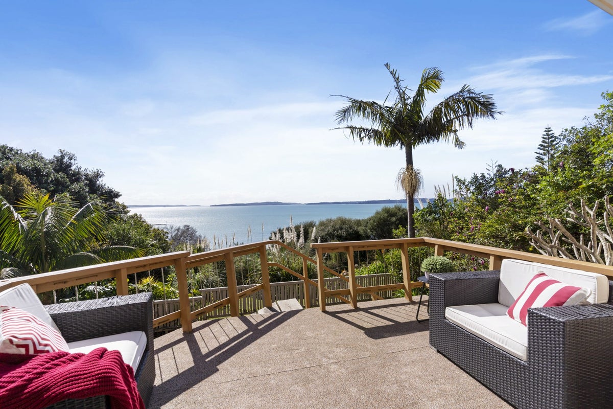 10 Craig Road, Maraetai, Auckland - Carousel 2