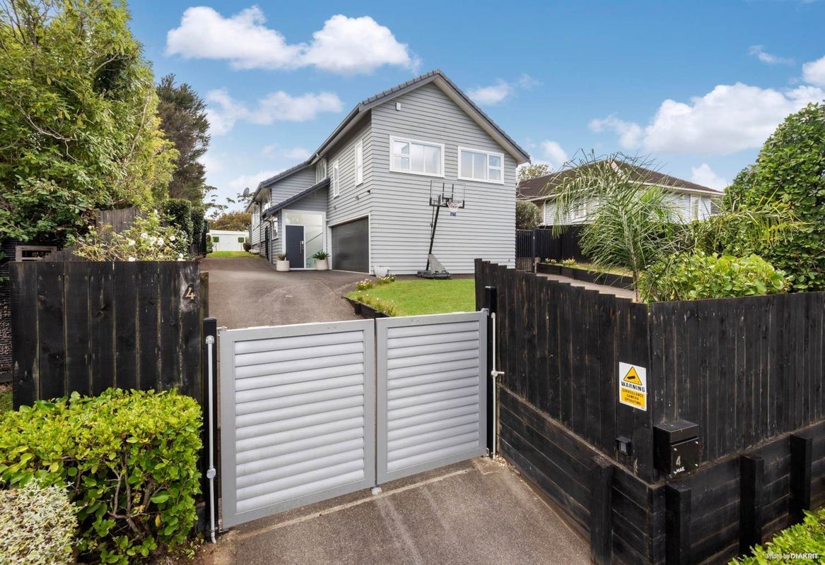 4 Eastview Road, Glen Innes, Auckland - Carousel 2